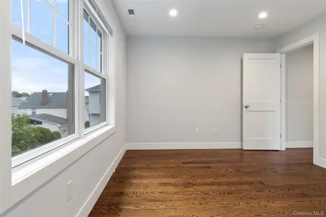 44-46 Ellsworth Avenue Harrison NY 10528