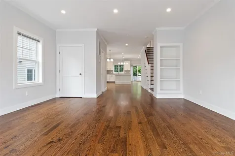 44-46 Ellsworth Avenue Harrison NY 10528