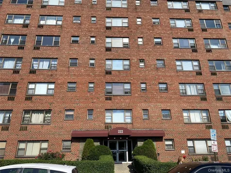 222 N Broadway Yonkers NY 10701