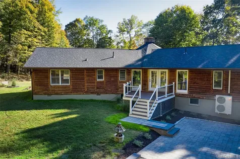 568 Oak Summit Road Millbrook NY 12545