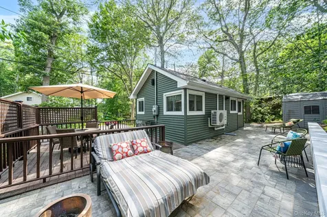 356 Oakleigh Avenue Baiting Hollow NY 11933