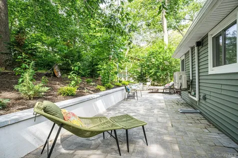 356 Oakleigh Avenue Baiting Hollow NY 11933