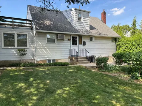 352 Boundary Avenue Massapequa NY 11758
