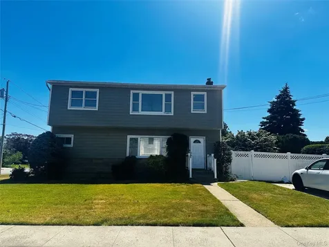278 N 4th Street Bethpage NY 11714