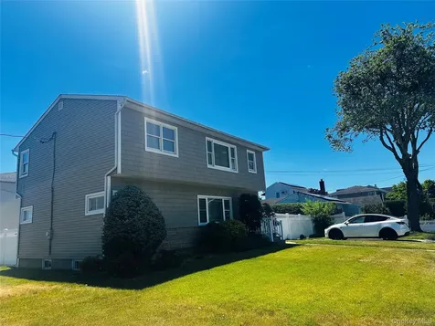 278 N 4th Street Bethpage NY 11714