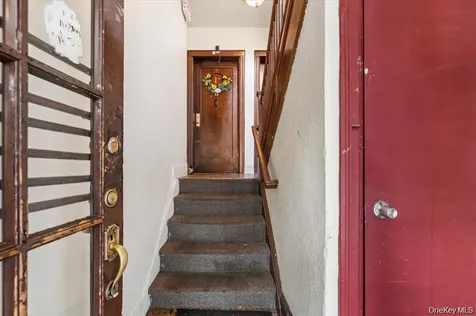 8644 123rd Street Richmond Hill NY 11418