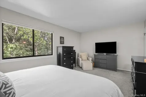 85 Park Drive Mount Kisco NY 10549