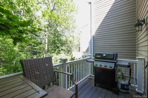 85 Park Drive Mount Kisco NY 10549