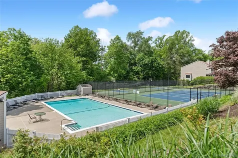 85 Park Drive Mount Kisco NY 10549