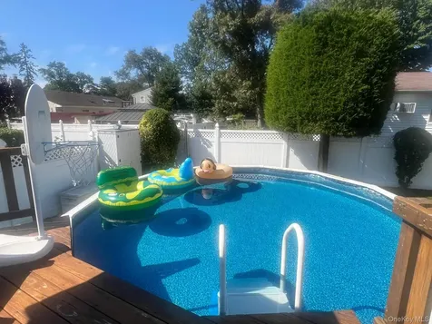 48 W 20th Street Deer Park NY 11729