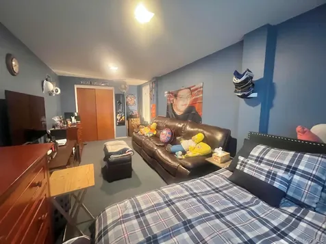 48 W 20th Street Deer Park NY 11729