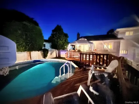 48 W 20th Street Deer Park NY 11729
