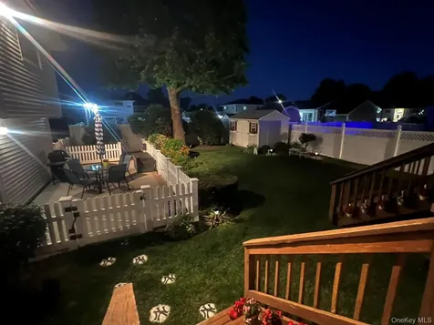48 W 20th Street Deer Park NY 11729