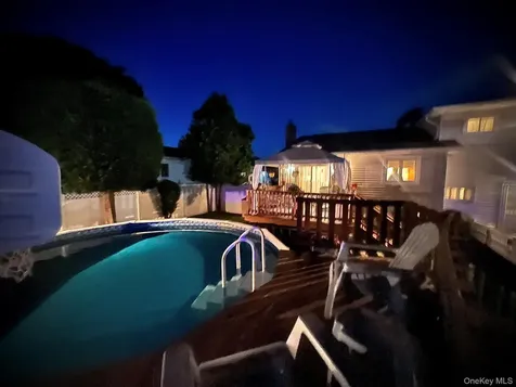 48 W 20th Street Deer Park NY 11729