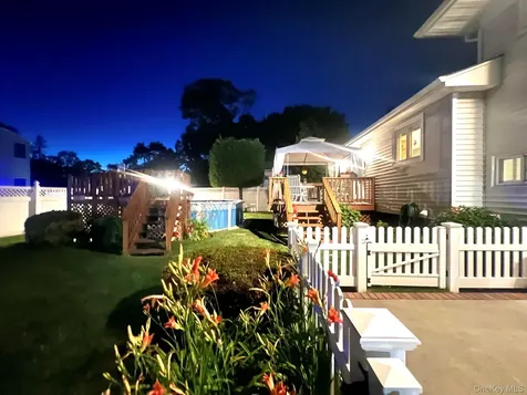48 W 20th Street Deer Park NY 11729