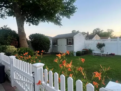 48 W 20th Street Deer Park NY 11729