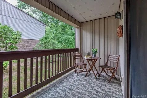 303 Village Court Kingston NY 12401