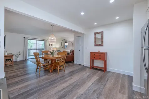 303 Village Court Kingston NY 12401