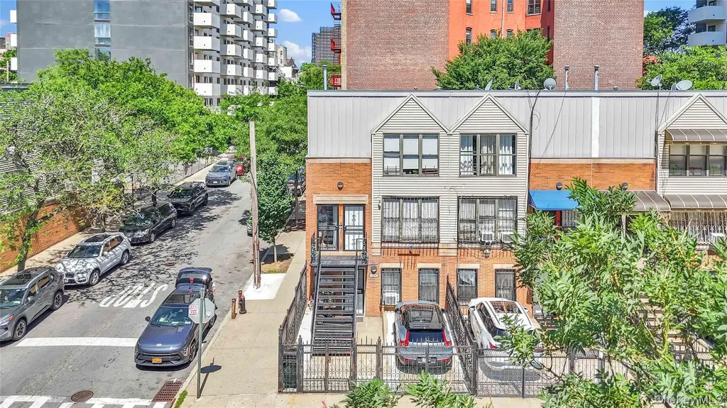 2001 Prospect Avenue Bronx NY 10457
