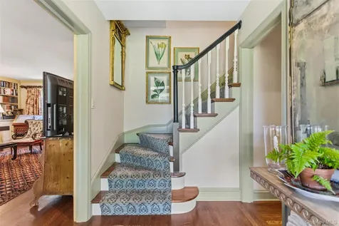 242 Croton Lake Road Katonah NY 10536