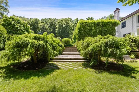 242 Croton Lake Road Katonah NY 10536