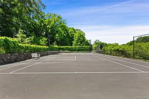 242 Croton Lake Road Katonah NY 10536