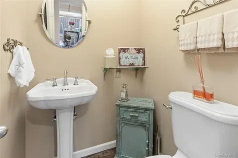 37 Maple Run Drive Jericho NY 11753