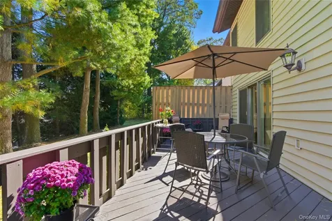 37 Maple Run Drive Jericho NY 11753