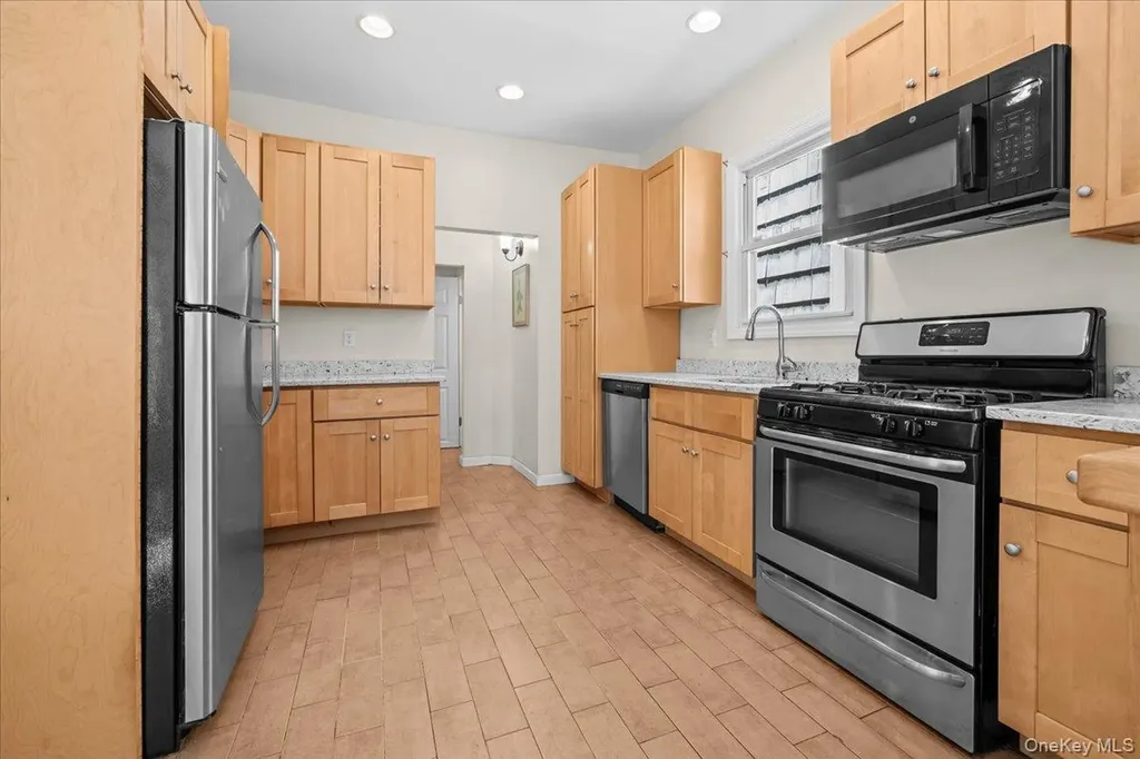 5600 Mosholu Avenue Bronx NY 10471