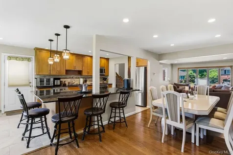 22 Theodore Drive Plainview NY 11803