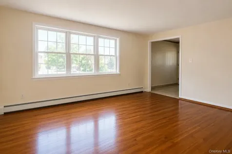 288 Frederick Avenue South Floral Park NY 11001