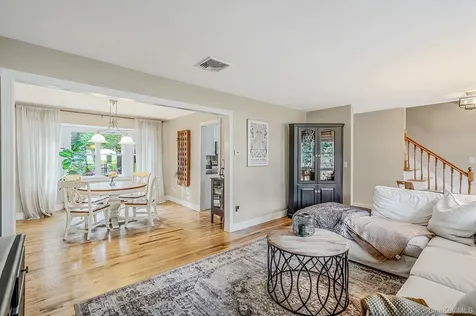 93 N Country Road Shoreham NY 11786