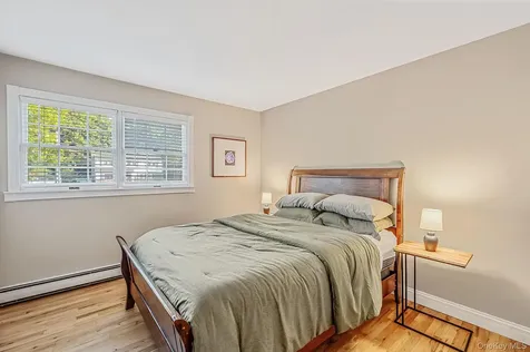 93 N Country Road Shoreham NY 11786