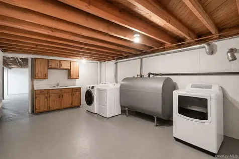 93 N Country Road Shoreham NY 11786