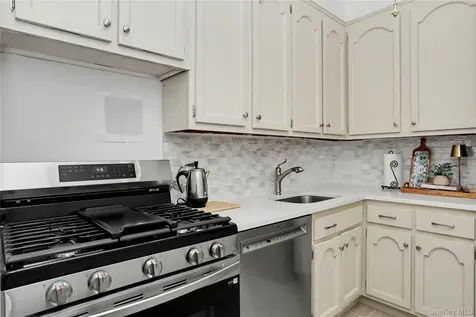 70 Barker Street Mount Kisco NY 10549