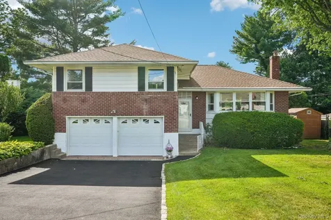 11 Lenroc Drive White Plains NY 10607