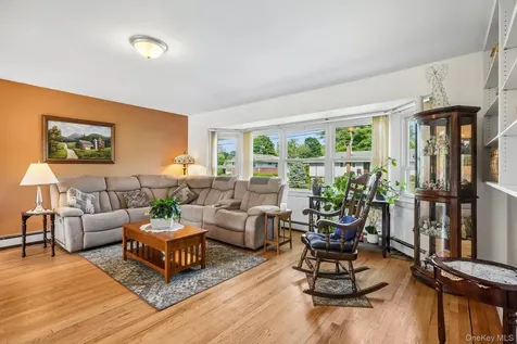 11 Lenroc Drive White Plains NY 10607
