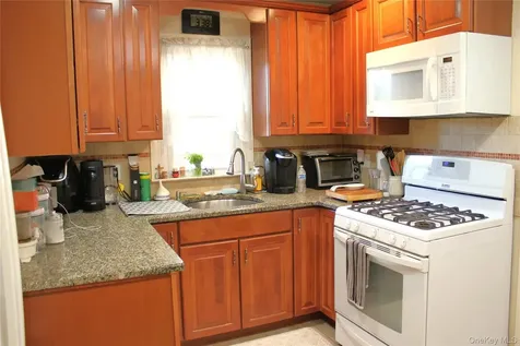 59 Aka 61 Joan Drive Yonkers NY 10704