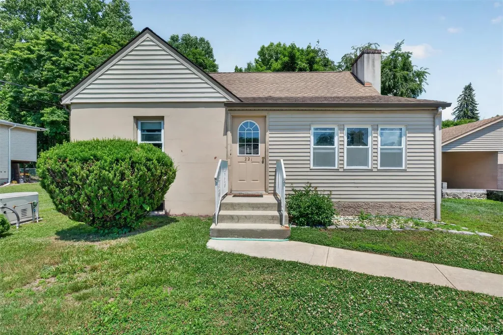 221 1st Street Buchanan NY 10511
