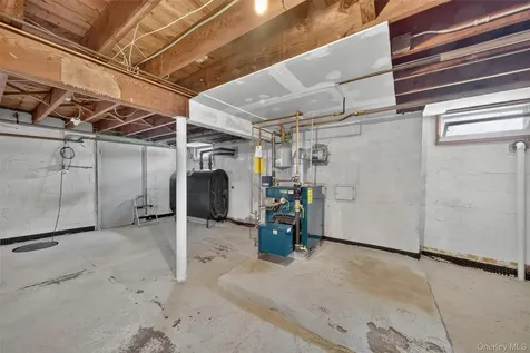 221 1st Street Buchanan NY 10511