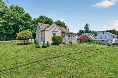 221 1st Street Buchanan NY 10511