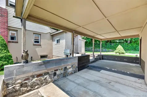 221 1st Street Buchanan NY 10511