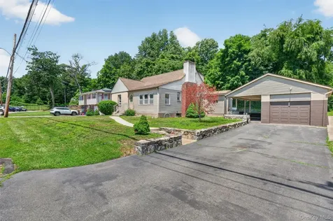 221 1st Street Buchanan NY 10511