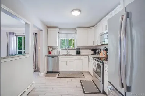 9 Heritage Drive Harriman NY 10926
