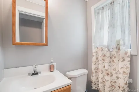 9 Heritage Drive Harriman NY 10926