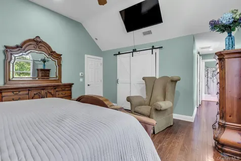 52 Elmhurst Avenue Medford NY 11763