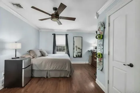 52 Elmhurst Avenue Medford NY 11763