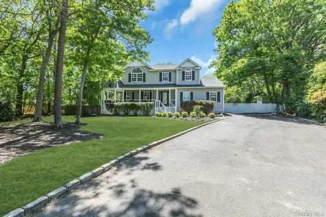 52 Elmhurst Avenue Medford NY 11763