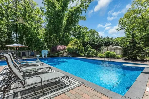 52 Elmhurst Avenue Medford NY 11763