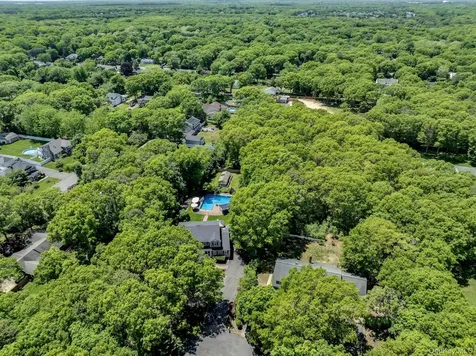 52 Elmhurst Avenue Medford NY 11763